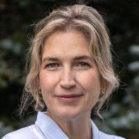 Julie Wright